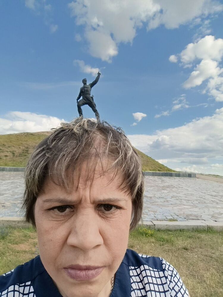  52900552  , 40 ,    --