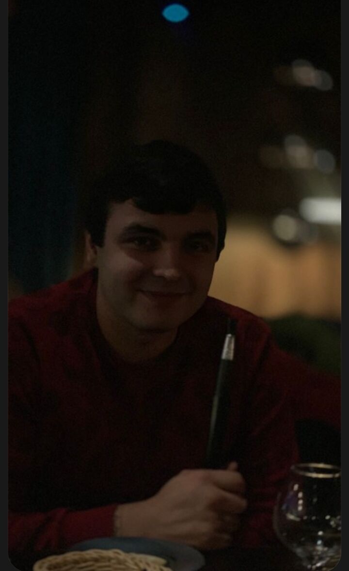  47738332  , 24 ,    