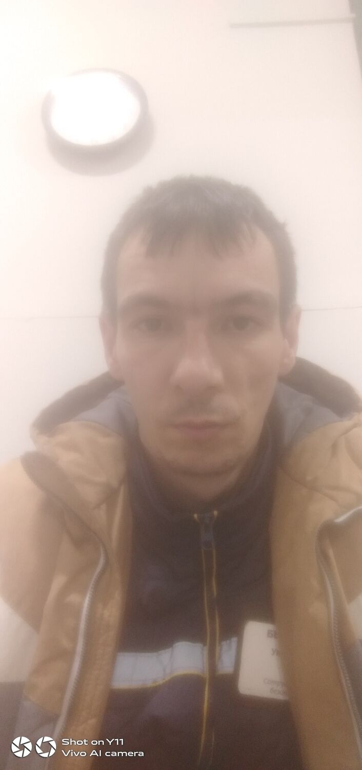  42906792  TIMUR, 33 ,    
