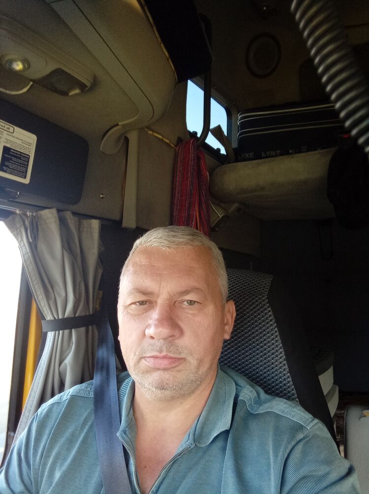 38422422  , 51 ,    