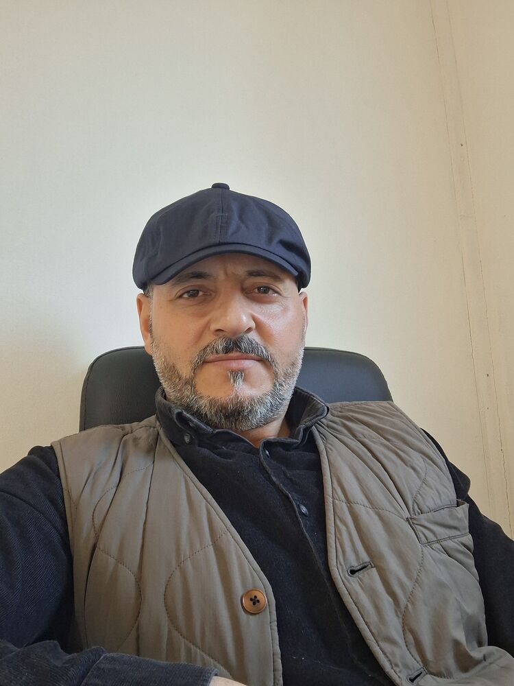  50603662  Poyraz, 46 ,    
