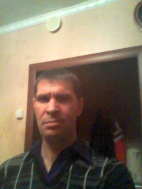  15687772  , 52 ,    