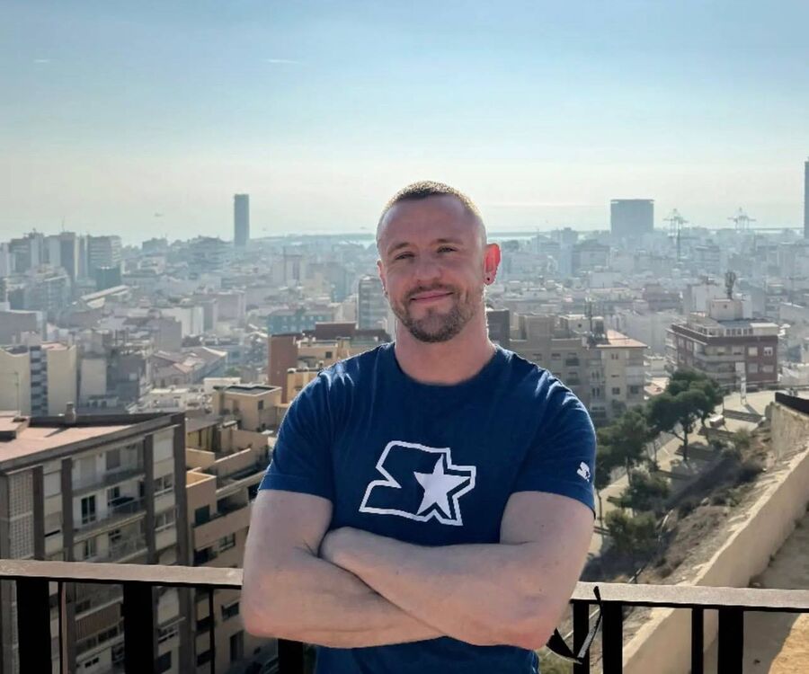  53886452  , 30 ,    --