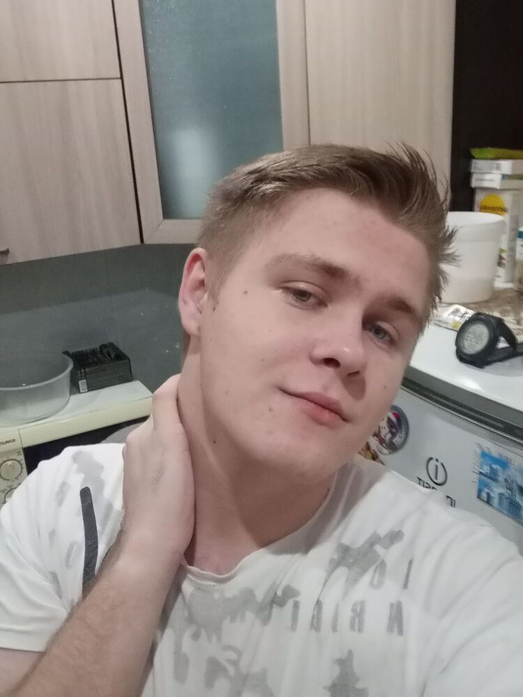  48726222  , 19 ,    