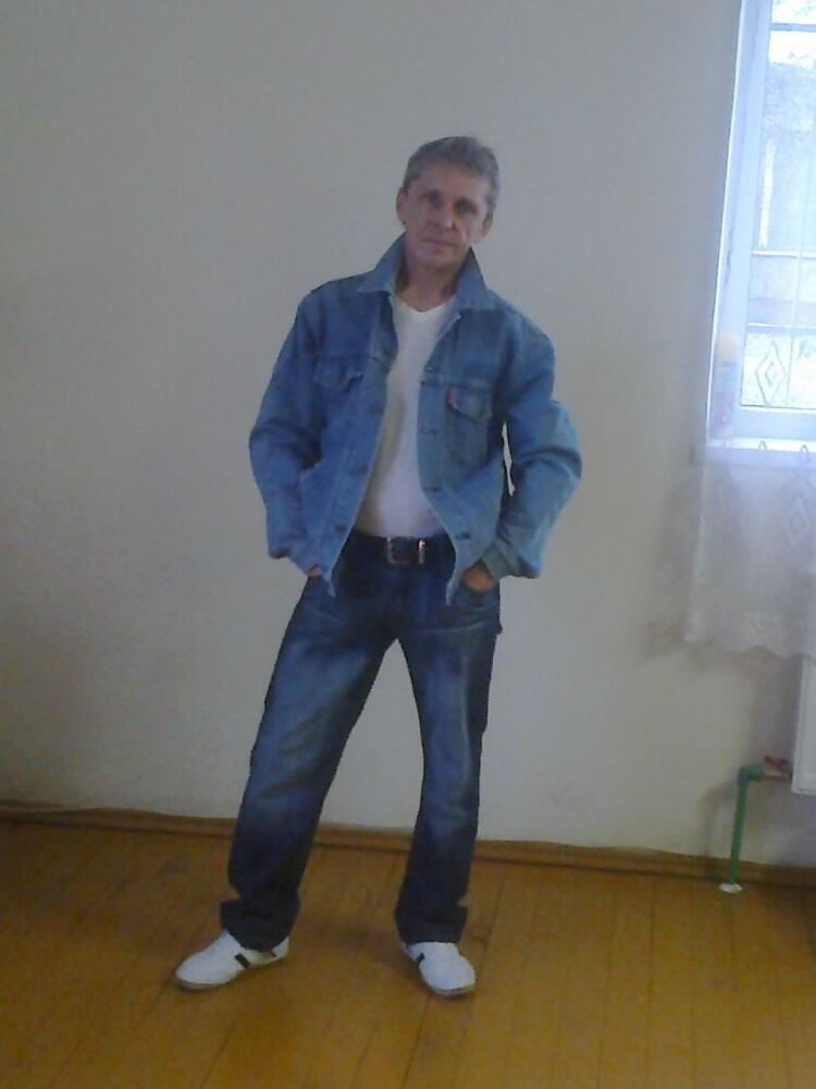  ,   Ruslan, 55 ,   ,   , c 