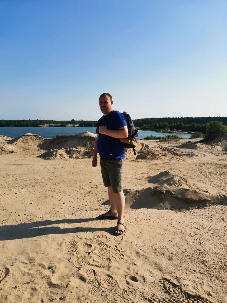  41595592  Alexey, 42 ,     