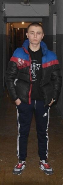  ,   Viktor, 31 ,   ,   , c 