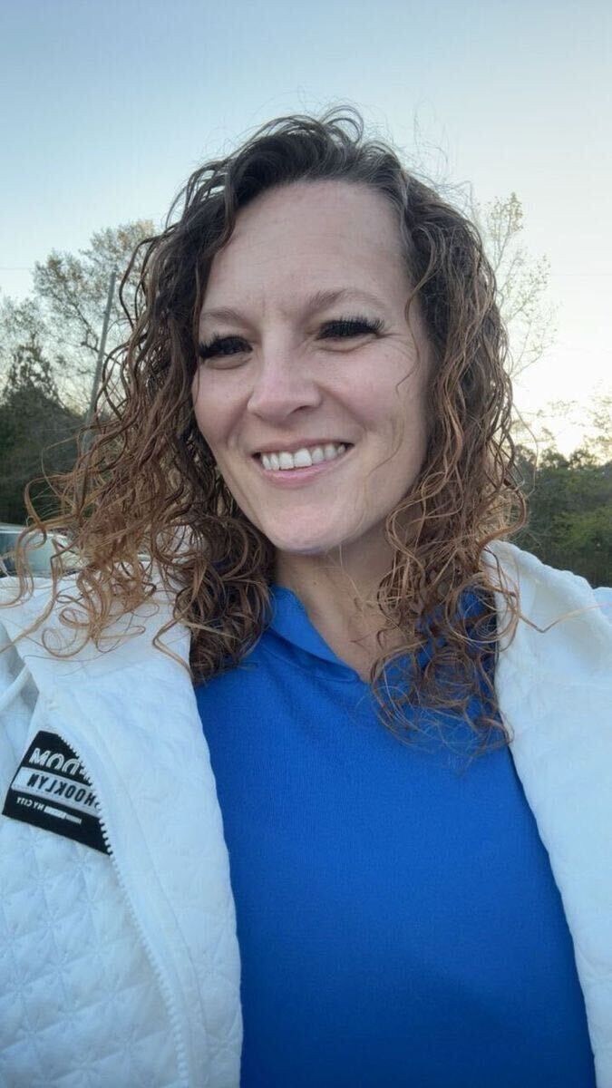  53267452  Juliette, 47 ,    Esch-Sur-Sure