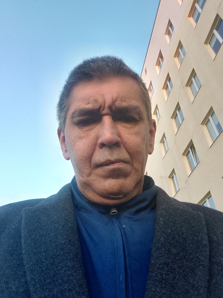  46476872  , 51 ,     