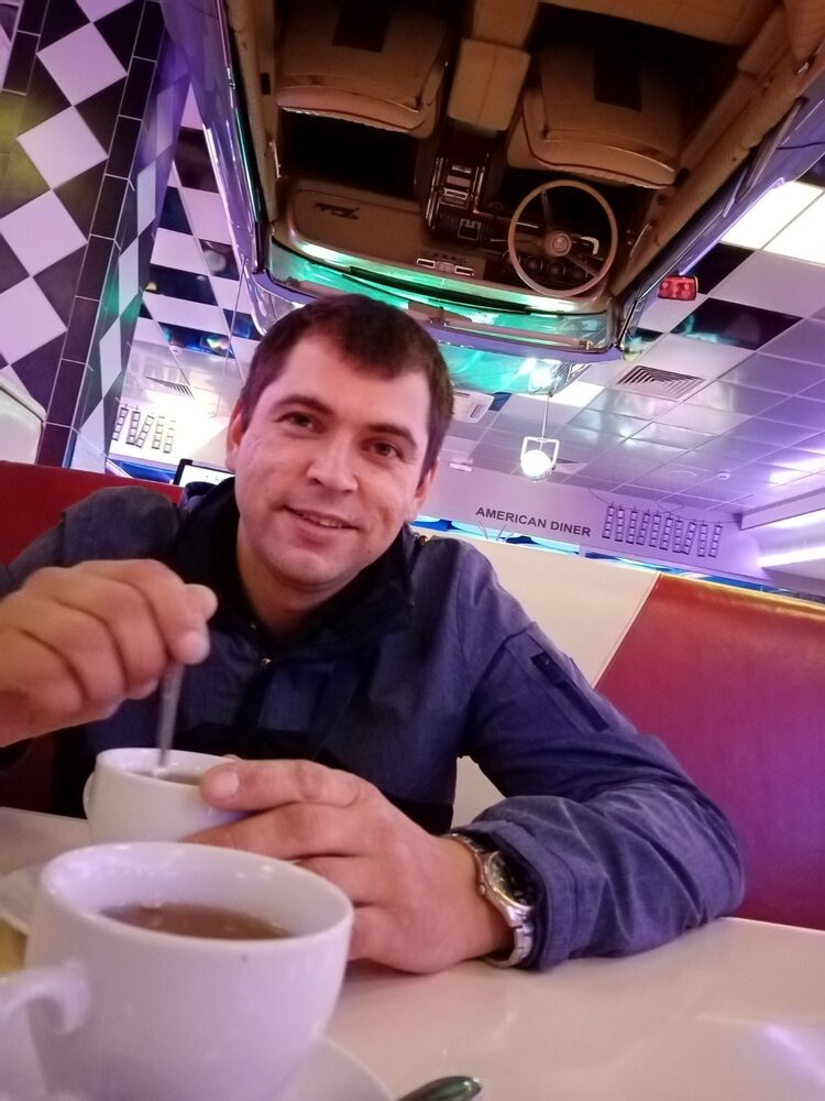 ���� 52077132 ������� ����, 37 ���, ���� ���������� � �������������