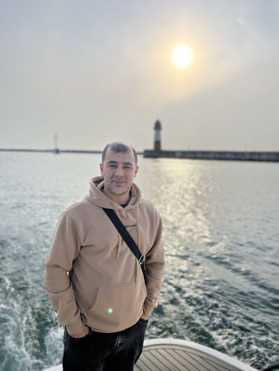 ,   Gurgen, 36 ,   ,   