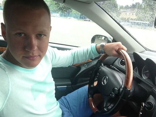  ,   Pavel, 40 ,   , 
