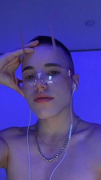  -,   , 21 ,   ,   , c 