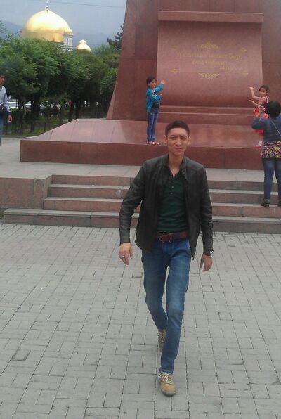  ,   Ruslan, 35 ,   ,   , c 