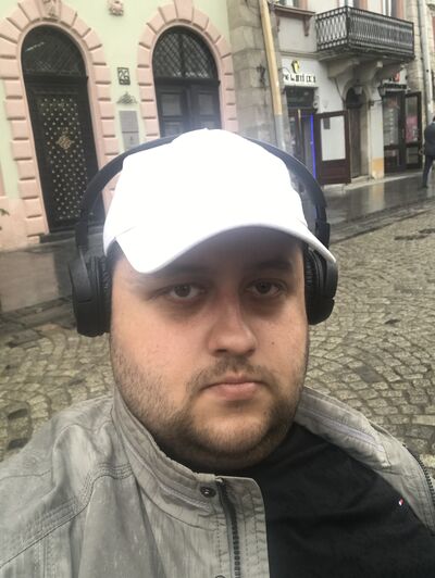 ,   Wolf, 34 ,   ,   