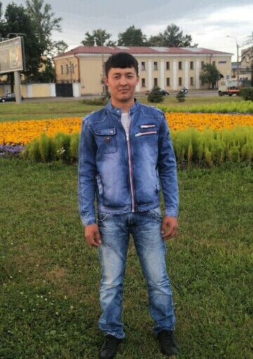  -,   Bakir, 32 ,   ,   , c 
