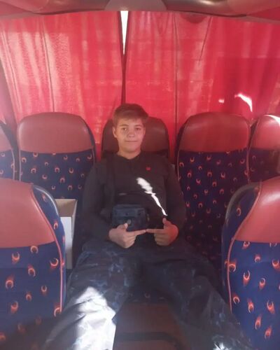  ,   Egor, 19 ,   ,   