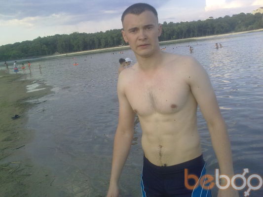  ,   Anatol, 34 ,   