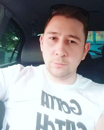  ,   DOminic, 39 ,  