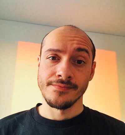  ,   Ruslan, 34 ,     
