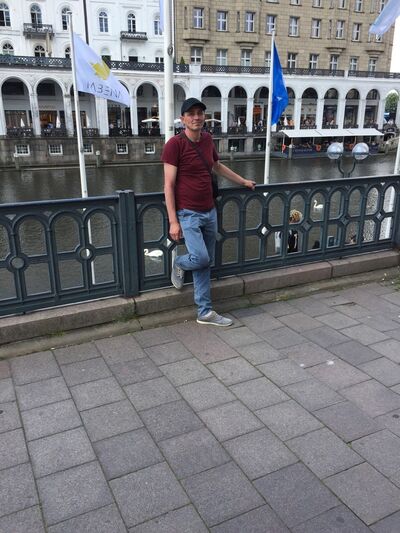  -,   , 44 ,   