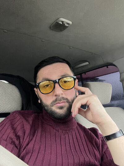  ,   Kiko, 32 ,   
