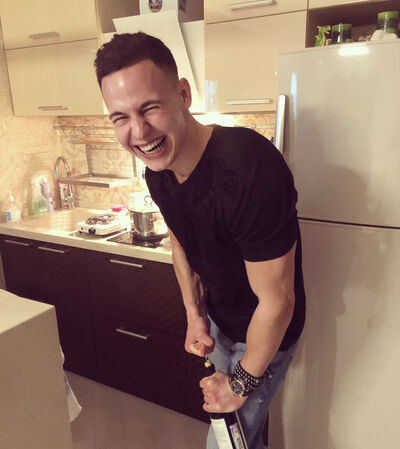  Alacant,   Kiril, 30 ,     , c , 