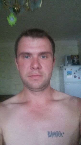  ,   Sany, 42 ,  