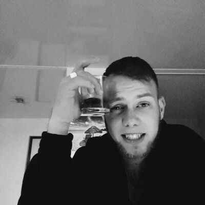  ,   Garik, 27 ,   