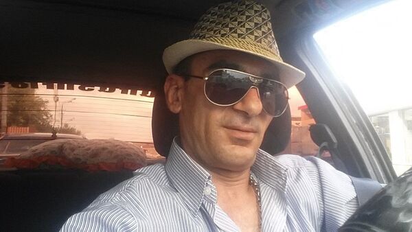  ,   Armen, 47 ,   ,   , c , 
