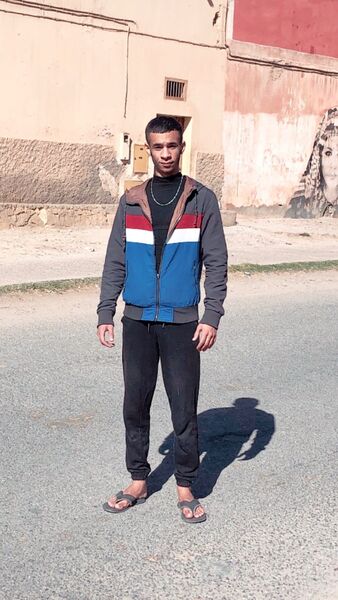  ,   Yassine, 19 ,   ,   