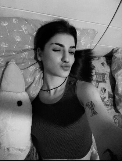  ,   Alina, 23 ,     , c , 