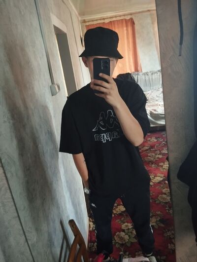  ,   David, 24 ,   ,   