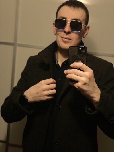  Gliwice,   Ihor, 35 ,   ,   