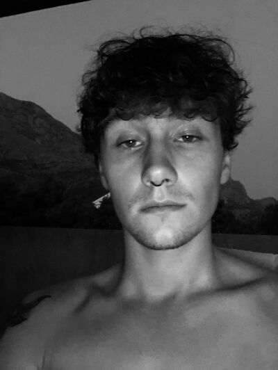  ,   Filip, 27 ,   ,   