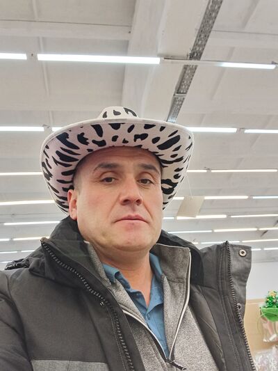  -,   Davronbek, 47 ,   ,   