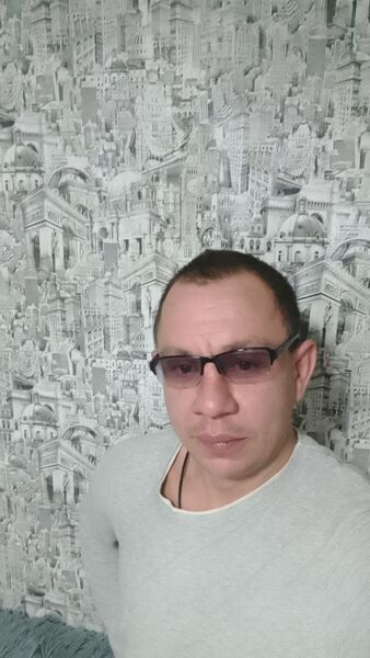  ,   Alex, 37 ,   ,   