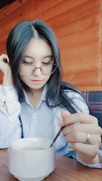  ,   Kristina, 21 ,   