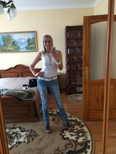  ,   Viktoria, 44 ,   ,   , c 