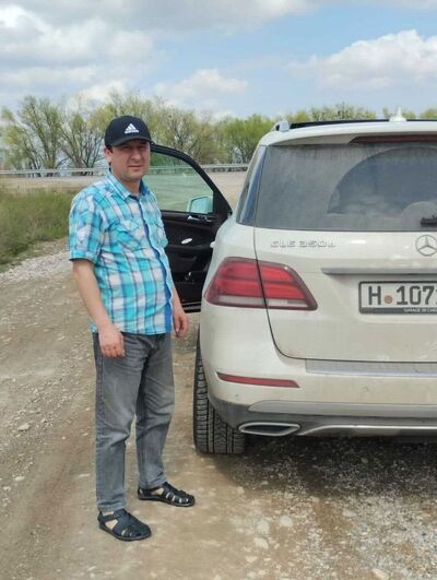  ,   Ubayd, 42 ,     , c 
