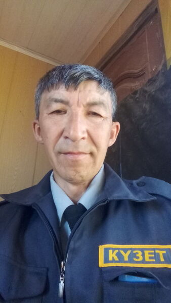  ,   Nurlan, 52 ,   ,   , c 