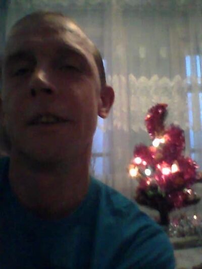  ,   Maksim, 47 ,   ,   