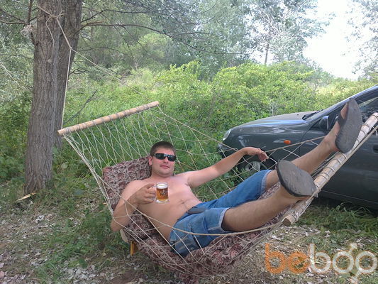  ,   Zhenek, 43 ,   