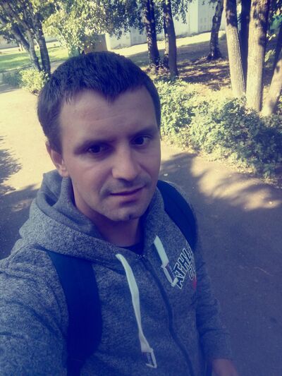  ,   Alex, 33 ,   ,   , c , 