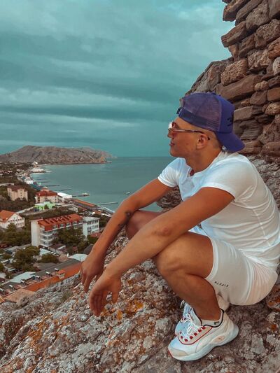  ,   Maksim, 25 ,   ,   
