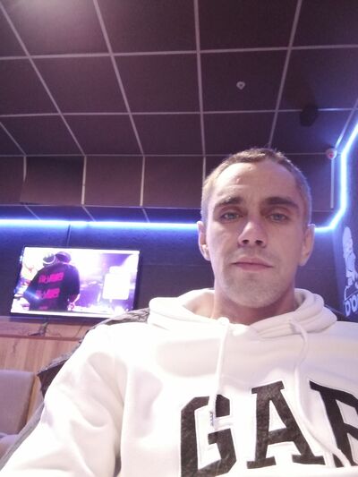  ,   Oleg, 31 ,   ,   , c 