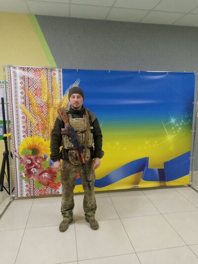  ,   Vlad, 32 ,   ,   