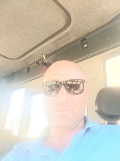  -,   Artiom, 43 ,   ,   , c , 