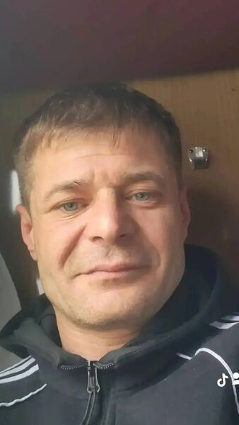  ,   Artem, 39 ,   ,   