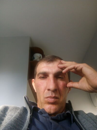  ,   Aro, 42 ,   ,   , c 